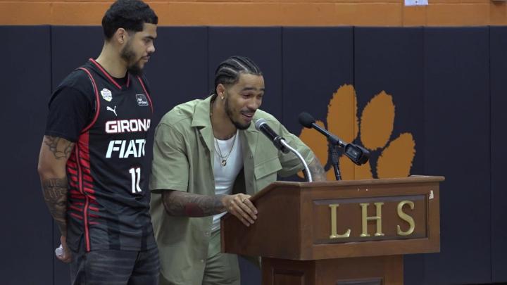 Thumbnail image for Otis Livingston Jersey Retirement Ceremony